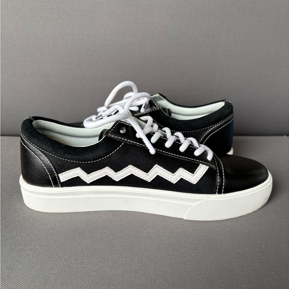 Tafari Leather Sneakers - Picture 4 of 13